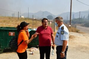 Φωτιά: Ο Δήμαρχος Πατρέων Κώστας Πελετίδης σε Ελεκίστρα και Σούλι ΦΩΤΟ