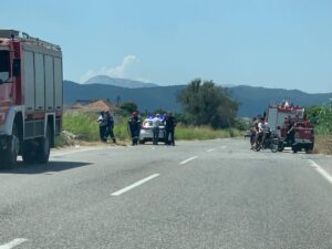 Καλύβια: Ανατροπή οχήματος και πτώση σε αρδευτικό αυλάκι ΦΩΤΟ