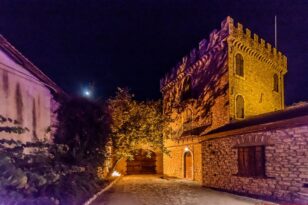 Ρεμπέτικες Καντάδες στην Αχαΐα Κλάους: 120 ερμηνευτές φέρνουν Τσιτσάνη, Βαμβακάρη και Παπαϊωάννου στο Διεθνές Φεστιβάλ Πάτρας