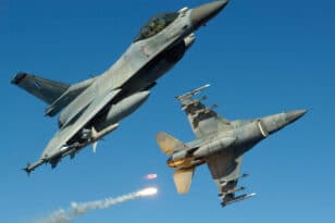 Αιγαίο: Τουρκικά F-16 πάνω από τις Οινούσσες