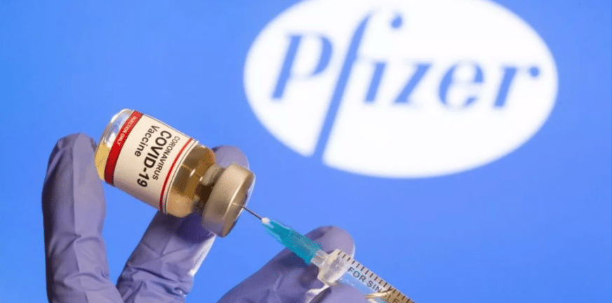 Pfizer: Η τρίτη δόση εμβολίου προστατεύει από την μετάλλαξη Όμικρον