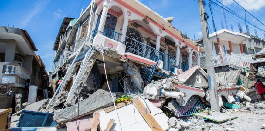 Αϊτή – Συγκλονιστικές φωτογραφίες και βίντεο από τον σεισμό
