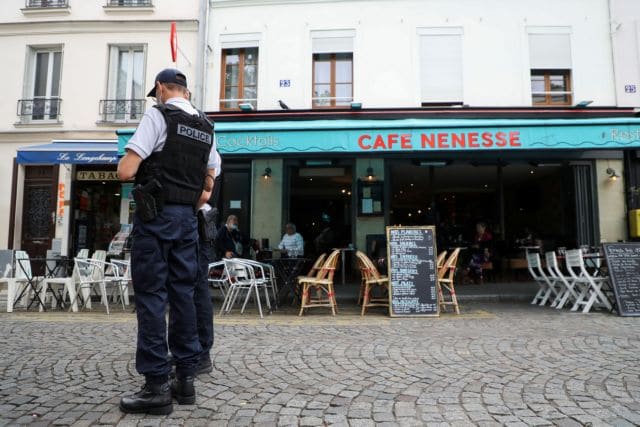 Συναγερμός στη Γαλλία: Νεκρός έφηβος από πυροβολισμούς στη Μασσαλία