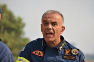 Αιγιάλεια: Αρχηγού Κολοκούρη παρόντος οι προσπάθειες της Πυροσβεστικής - Ποιος είναι ο στόχος