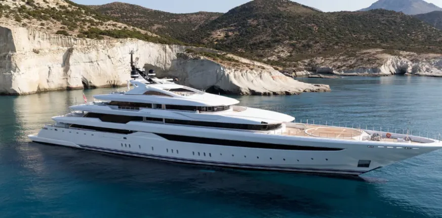 Διακοπές με το O’ Pari κάνει ο Μάικλ Τζόρνταν – To Mega Yacht με ελληνική υπογραφή