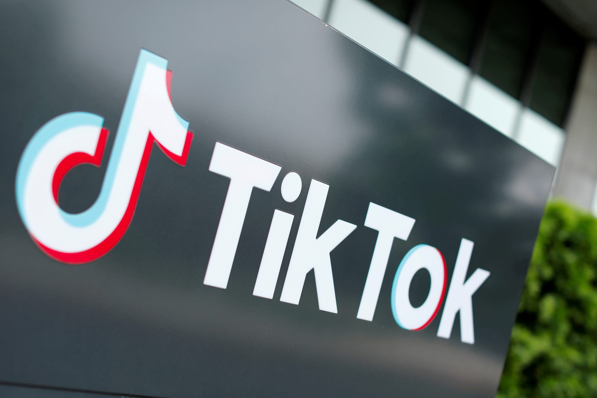 TikTok ‘For Sale’ – Who Wants to Buy It?
 – 2024-03-23 17:25:09