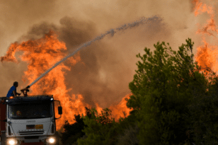 Φωτιά στην Αρκαδία: Εντολή εκκένωσης για 19 οικισμούς!