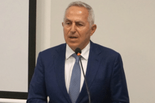 Ανασχηματισμός: Ποιος είναι ο νέος υπουργός Πολιτικής Προστασίας Ευάγγελος Αποστολάκης