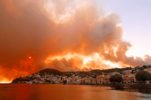 Φωτιά Εύβοια: Διαρκείς αναζωπυρώσεις – Εκκενώθηκαν 15 οικισμοί