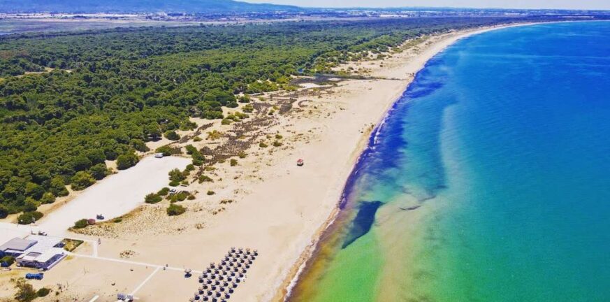 Δυτική Αχαΐα-Εκκληση Μυλωνά: «Ας στερηθούμε για λίγο αυτές τις υπέροχες παραλίες»