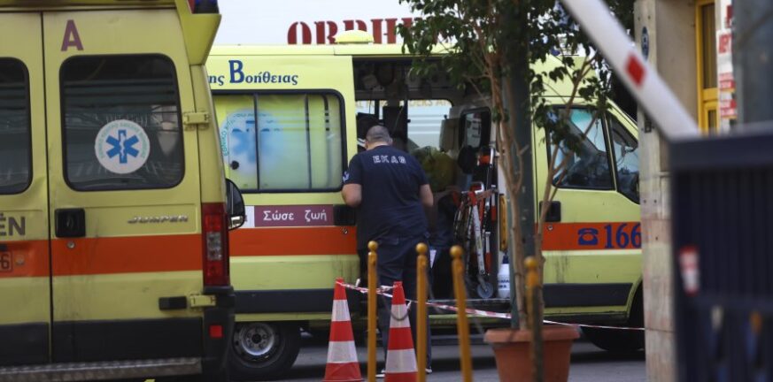 Βουτιά θανάτου για άνδρα στη Θεσσαλονίκη– Έπεσε από δεύτερο όροφο πολυκατοικίας Βουτιά θανάτου για άνδρα στη Θεσσαλονίκη– Έπεσε από δεύτερο όροφο πολυκατοικίας