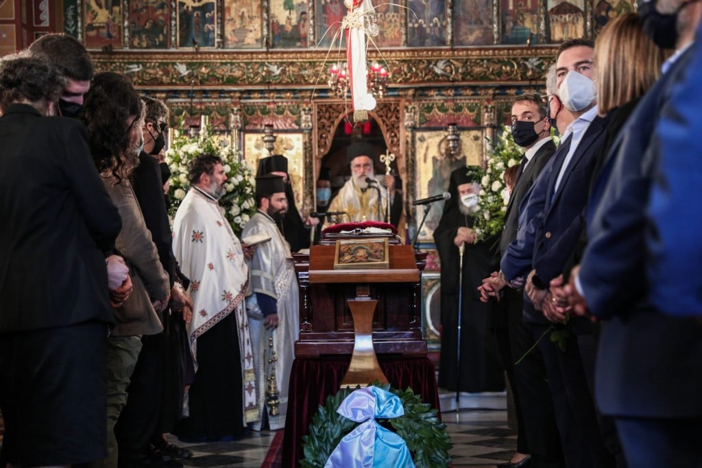 Μίκης Θεοδωράκης