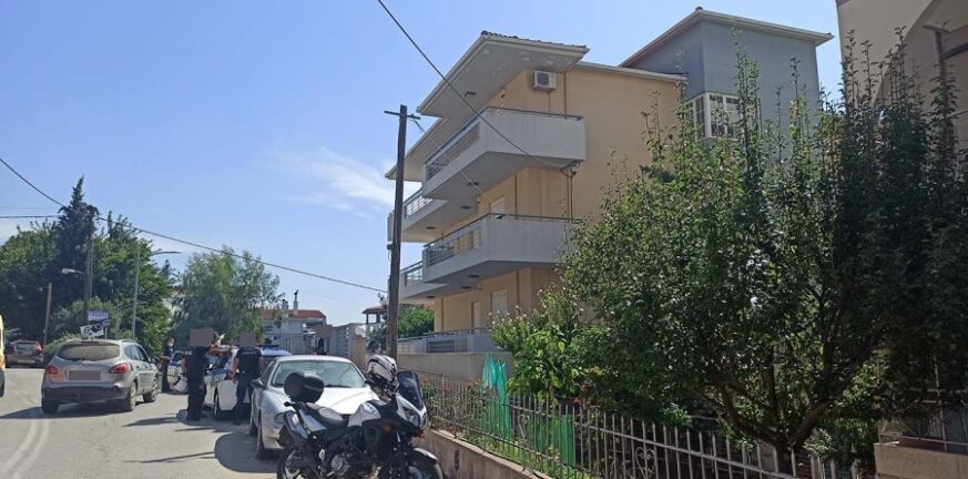 Τραγωδία στο Αγρίνιο: Νεκρός 35χρονος πατέρας που έπεσε από τον 2ο όροφο