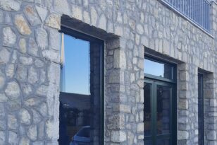 Πάτρα: Ολοκληρώθηκε το λίφτινγκ κτιρίου στην Οθωνος Αμαλίας