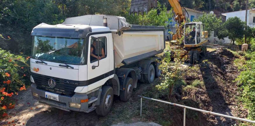 Καθαρισμοί ρεμάτων από συνεργεία της Περιφέρειας Δυτικής Ελλάδας Καθαρισμοί ρεμάτων από συνεργεία της Περιφέρειας Δυτικής Ελλάδας
