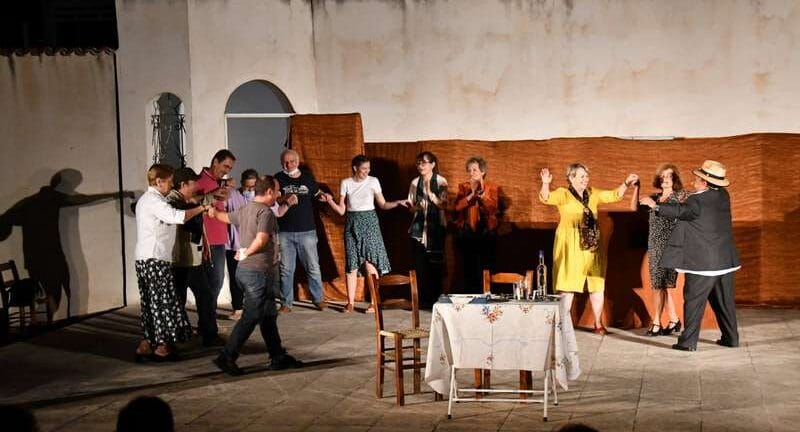 Φεστιβάλ Ερασιτεχνικού Θεάτρου: Παράσταση "Ζωοκτονία εξ' αμελείας" από τους Ταξιδευτές της Πρόζας