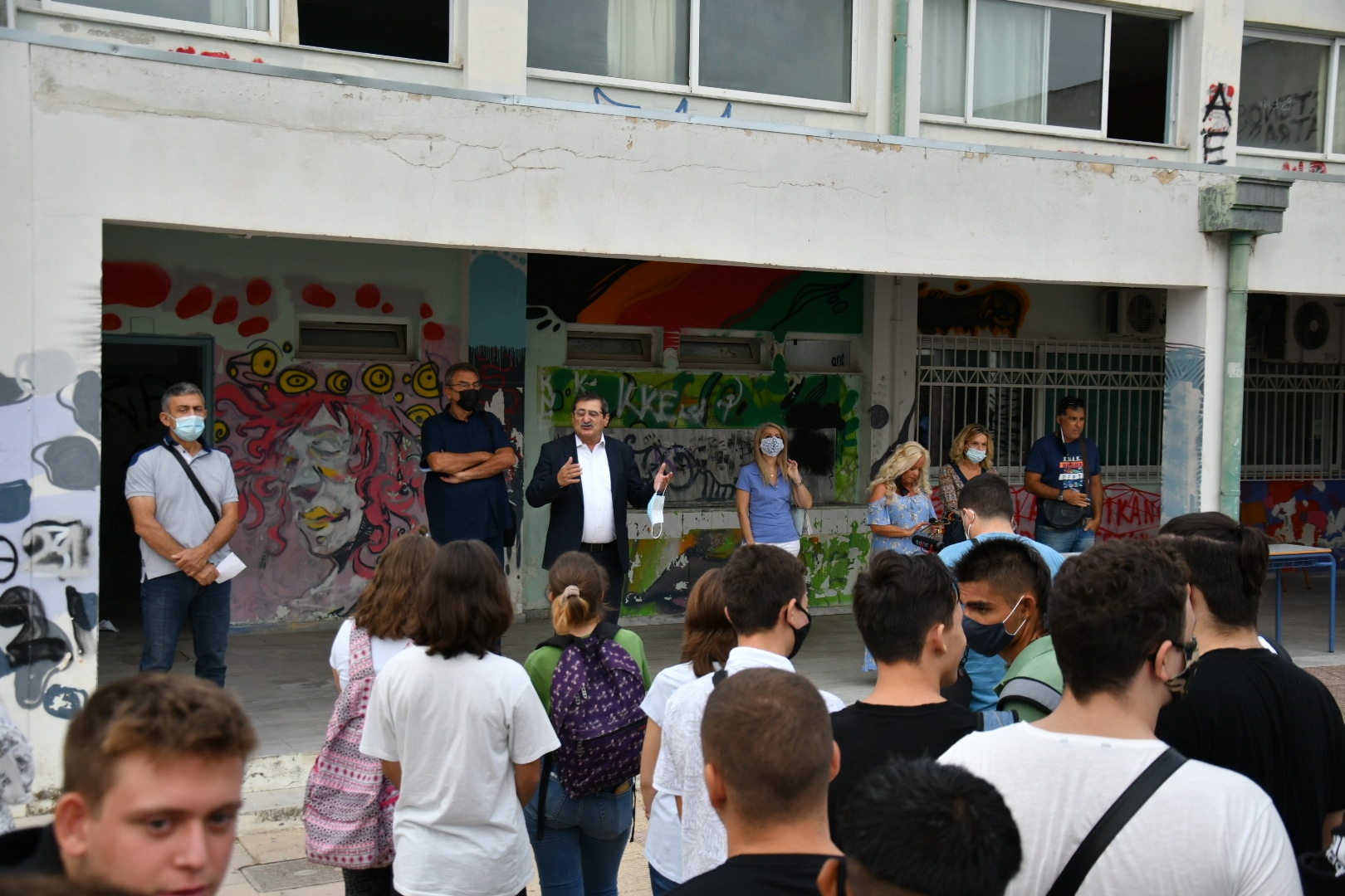 Στο 2ο ΕΠΑΛ ο Κώστας Πελετίδης για την έναρξη της σχολικής χρονιάς - Σε σχολεία και της Πάτρας και η δημοτική αρχή