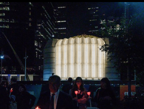 Νέα Υόρκη – Φωταγωγήθηκε ο Άγιος Νικόλαος στο «Σημείο Μηδέν», 20 χρόνια μετά