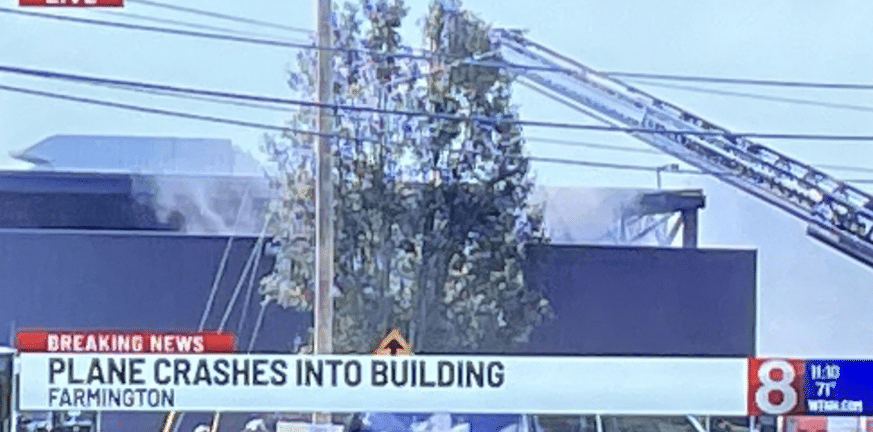 ΗΠΑ: Αεροπλάνο έπεσε σε κτίριο στο Κονέκτικατ - BINTEO