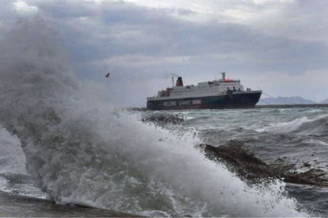 Κακοκαιρία «EVA»: Απαγόρευση απόπλου για τα ανοικτού τύπου πλοία στην Κέρκυρα