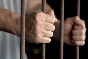 Βόλος: Άγριο ξύλο και κλοπές στις φυλακές Κασσαβέτειας - Στο νοσοκομείο 2 κρατούμενοι