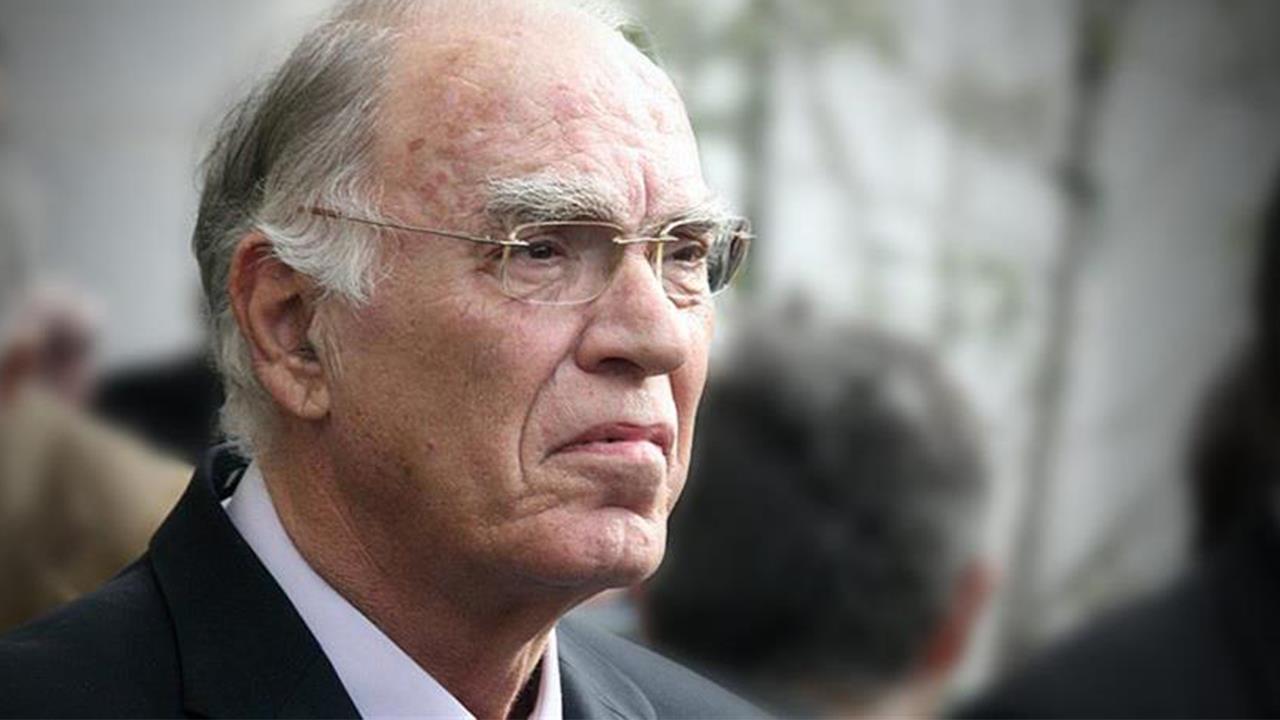 Η τελευταία συνέντευξη του Βασίλη Λεβέντη πριν πεθάνει στον PeloponnisosFM