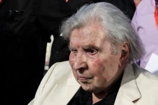 Πέθανε ο Μίκης Θεοδωράκης σε ηλικία 96 ετών