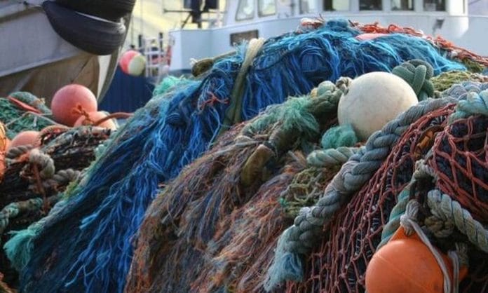Βόλος: Ψαράς βρήκε νεκρό ψαροντουφεκά και τον ξαναπέταξε στη θάλασσα