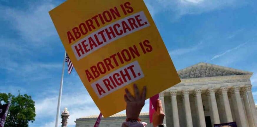 ΗΠΑ: Το Ανώτατο Δικαστήριο δεν ακύρωσε το αμφιλεγόμενο νόμο για τις αμβλώσεις