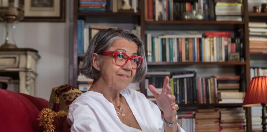 Ρίτα Κολαΐτη: «Η λογοτεχνική μετάφραση είναι η ουσία της ύπαρξής μου»