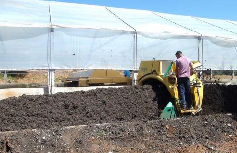Στη φάση της οικιακής κομποστοποίησης των βιοαπόβλητων περνάει ο Δήμος Δυτικής Αχαΐας