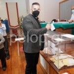 Αιγιάλεια: Λαοθάλασσα στο εκλογικό κέντρο του Αιγίου για τις εκλογές της ΔΕΕΠ Αχαΐας και την Τοπική ΦΩΤΟ