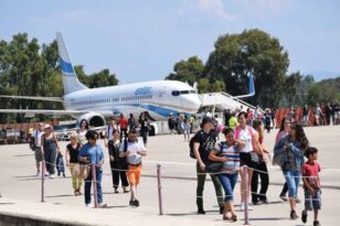 Κρατικός Αερολιμένας Αράξου: Οι «προσγειωμένες» αφίξεις του 2022 και η «απογείωση»... μεταπολεμικά
