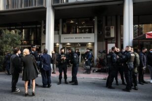 Αρνούνται όλες τις κατηγορίες οι Αστυνομικοί για τον θάνατο του 18χρονου Ρομά - Eν αναμονή της απόφασης για την προφυλάκιση
