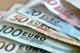 Τα χαρτονομίσματα του ευρώ αλλάζουν σχέδια – Θα τα διαλέξουν οι πολίτες μαζί με την ΕΚΤ