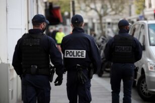 Γαλλία: Σωφρονιστικός υπάλληλος κρατείται όμηρος από κρατούμενο - Τι ζητάει