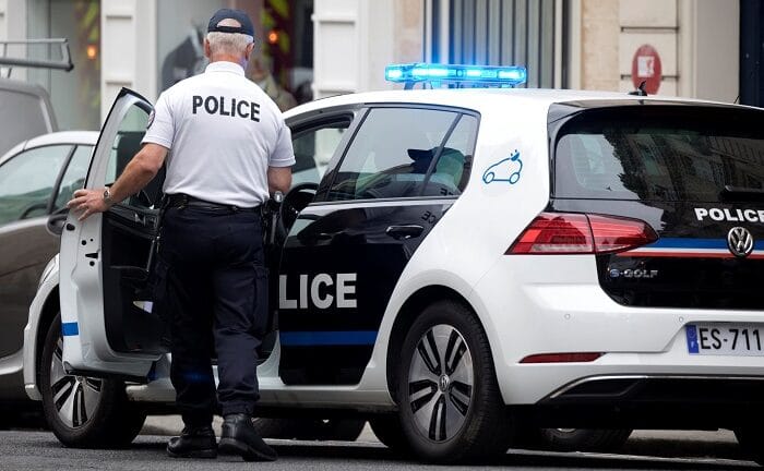 Θρίλερ στην Γαλλία: Εντοπίστηκε αποκεφαλισμένος άνδρας