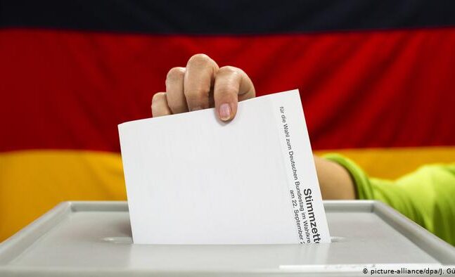 Η πλειοψηφία των Γερμανών απορρίπτει την ψήφο στα 16