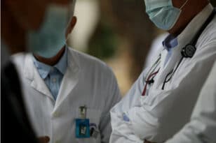Πλεύρης: 1.800 ευρώ πλέον του μισθού στους γιατρούς που θα βγουν εκτός αστικών κέντρων