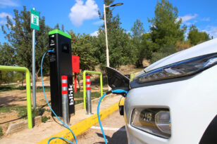Ερύμανθος: Φτιάχνει σχέδιο φόρτισης ηλεκτρικών οχημάτων