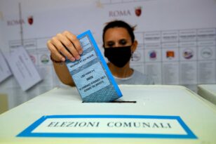 Ιταλία – Δημοτικές εκλογές: Η κεντροαριστερά κερδίζει σύμφωνα με τα πρώτα exit poll