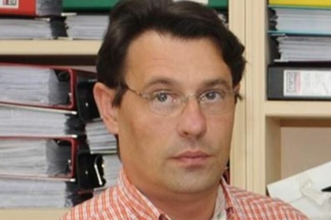 Θύμα κλοπής ο Δημήτρης Κωστακιώτης - Το δηκτικό σχόλιο του γνωστού γιατρού