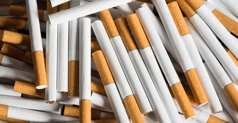 Πάτρα: Εμπόριο λαθραίων τσιγάρων με κατ' οίκον παράδοση!