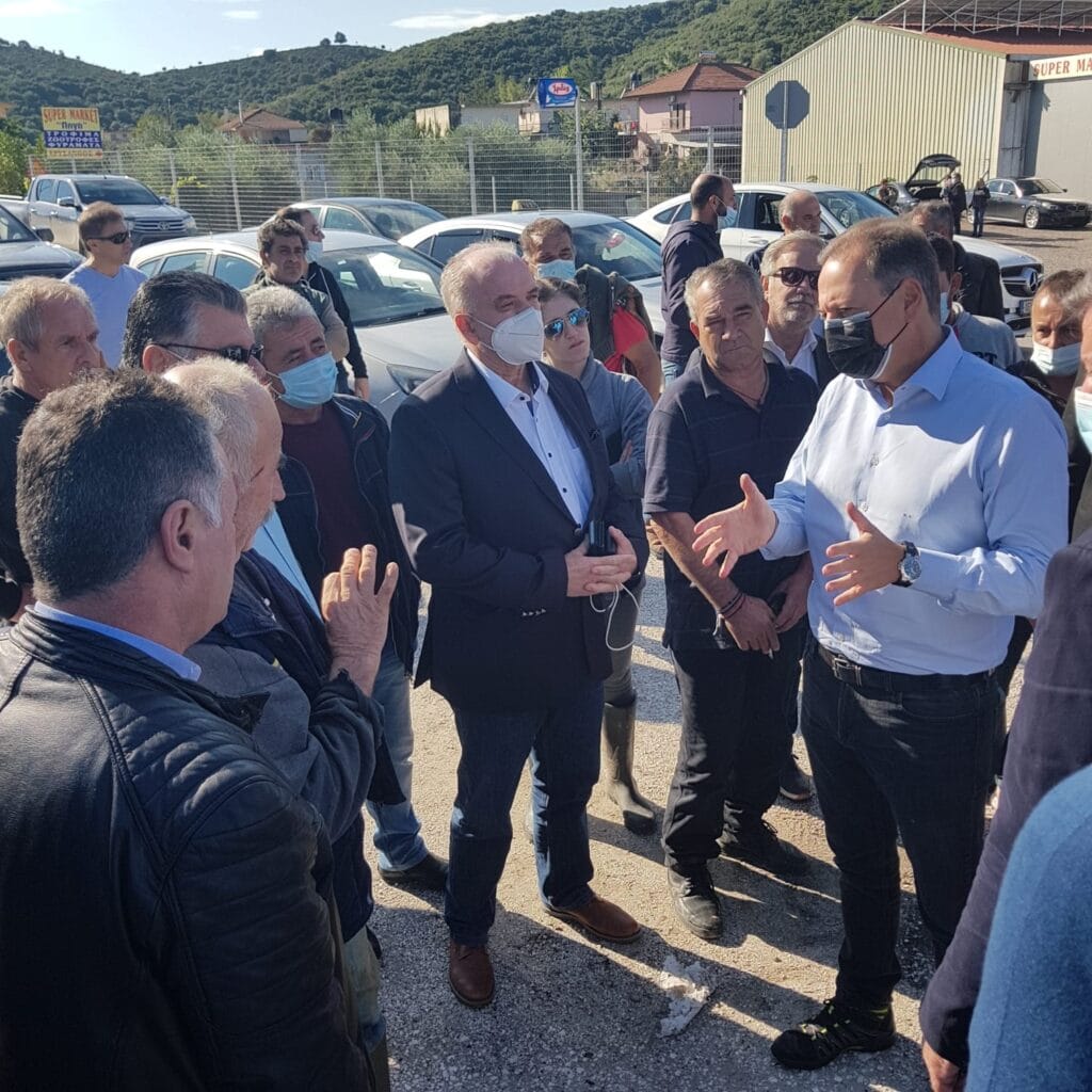 Στο πλευρό των πληγέντων παραγωγών της Αιτωλοακαρνανίας Σπήλιος Λιβανός - Οι αποζημιώσεις θα είναι άμεσες και δίκαιες