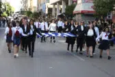 Η Πάτρα τιμά την επέτειο του «Όχι»: Η μεγάλη παρέλαση για την 28η Οκτωβρίου, δείτε live