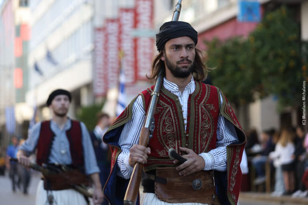 Πάτρα - 28η Οκτωβρίου: Παρέλαση που θύμισε μέρες του παρελθόντος - ΦΩΤΟΡΕΠΟΡΤΑΖ
