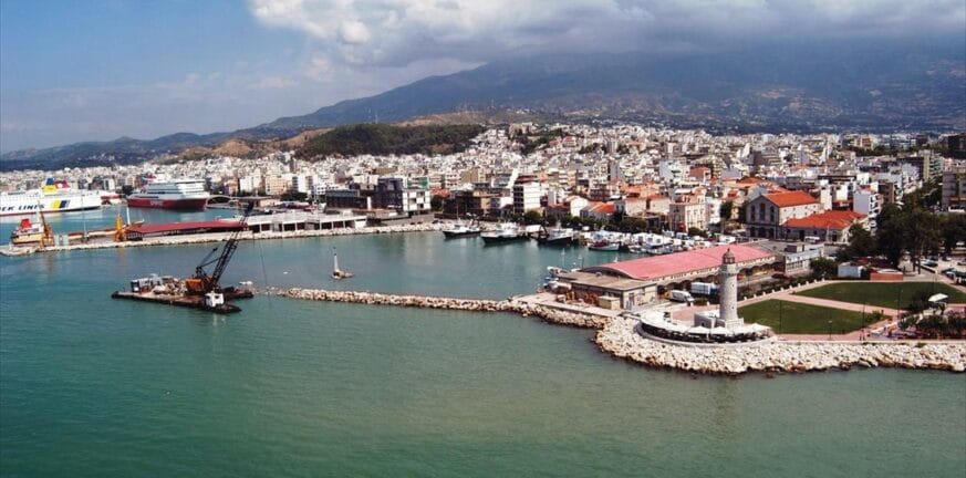 Πάτρα - Παραλιακό μέτωπο - Εμπορικό Λιμάνι: «Ναι» υπό όρους στη... μετακόμιση η αντιπολίτευση