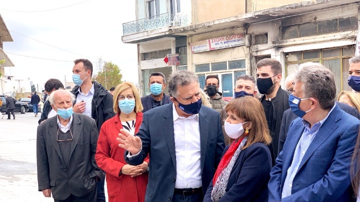 Ηράκλειο: Η Πρόεδρος της Δημοκρατίας Κατερίνα Σακελλαροπούλου στις σεισμόπληκτες περιοχές