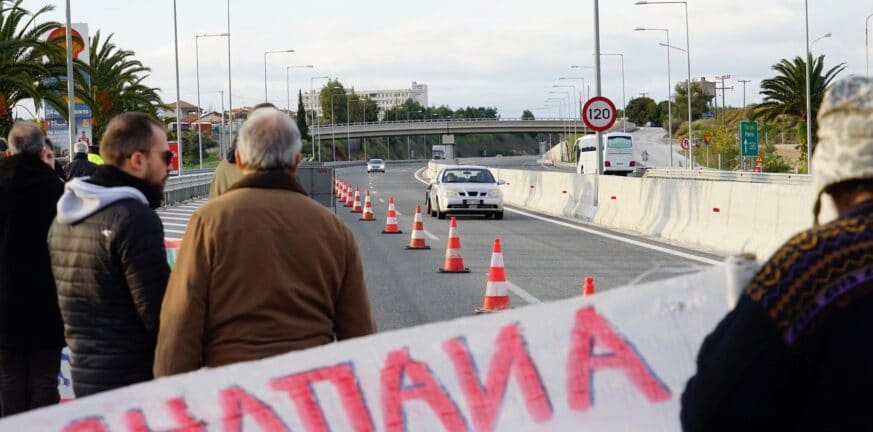 «Ολύμπια» υπομονή σήμερα για τους οδηγούς στην Πατρών - Κορίνθου - Συλλαλητήριο και αποκλεισμός στο Αίγιο
