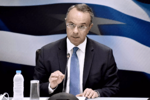 Σταϊκούρας: Παράταση 6 μηνών στην επιστρεπτέα προκαταβολή - Στόχος η μείωση του ΕΝΦΙΑ 2022 - ΒΙΝΤΕΟ